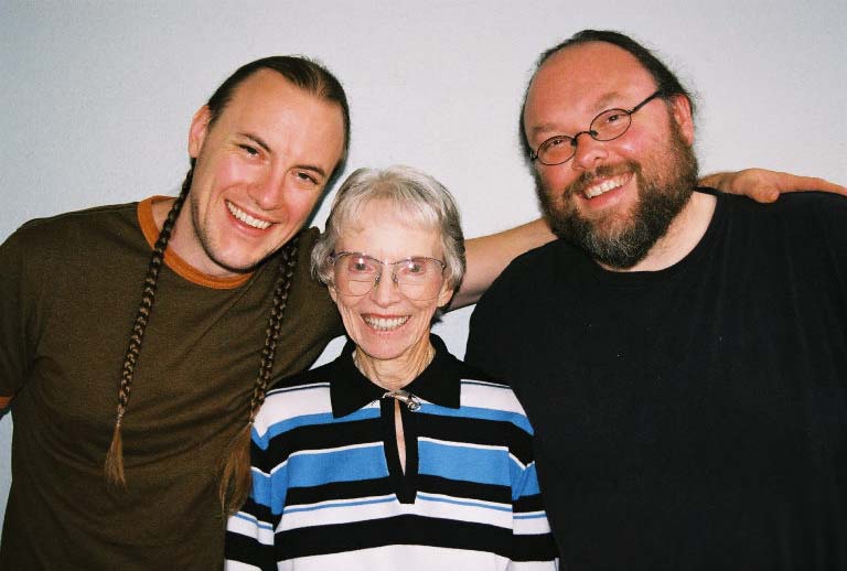 Q_GrandMa_Seb