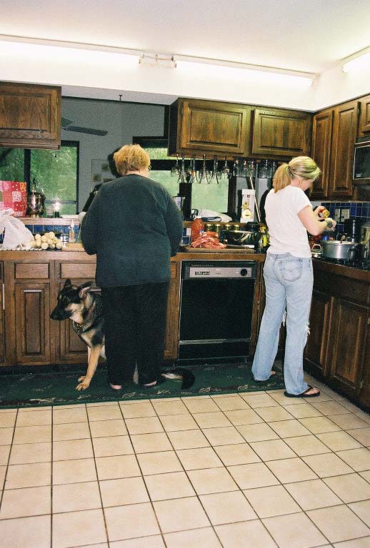 Cousin'sintheKitchen3