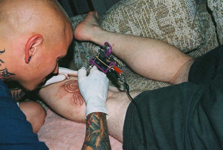 Tattoo07_AaronConcentrating